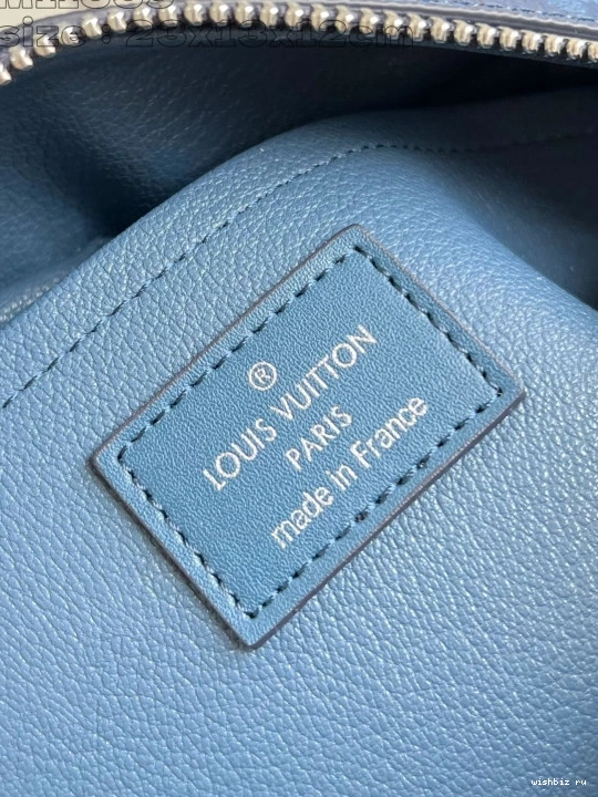 WIS VUITTON LOUIS LOCKER KIT DOPP bag-23*13*12CM 1125